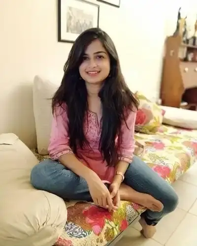 Pardi Escorts